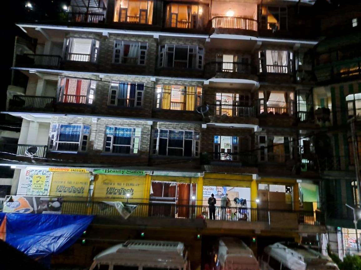 Shimla Regency Hotell Exteriör bild